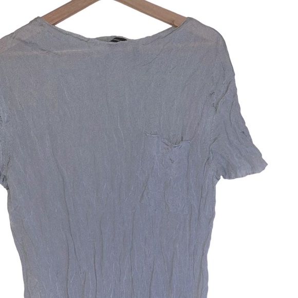 THEORY Steal Metal Crepe Pocket Tee Crinkle Fabric Sheer Top Light Gray Size L - Picture 3 of 7